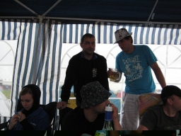 We09